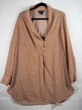 Focus 2000 Orange and Cream Geometric Button-Front Blouse